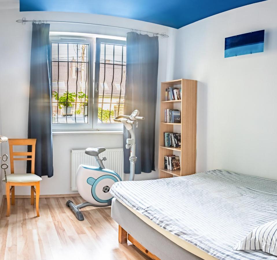 Apartament Z Parkingiem Варшава Екстер'єр фото